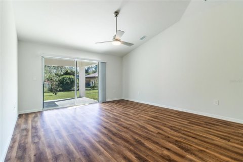 House in North Port, Florida 3 bedrooms, 139.35 sq.m. № 1724506 - photo 4