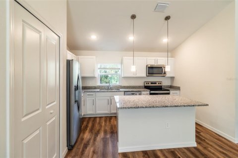 House in North Port, Florida 3 bedrooms, 139.35 sq.m. № 1724506 - photo 10