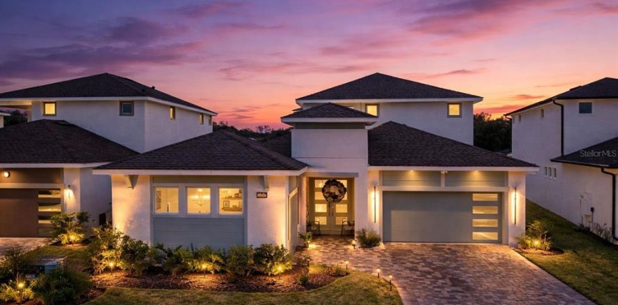 House in San Antonio, Florida 6 bedrooms, 318.93 sq.m. № 2143771
