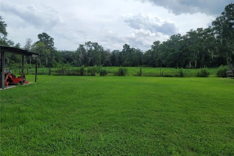 House in Auburndale, Florida 2 bedrooms, 151.15 sq.m. № 1911329 - photo 9