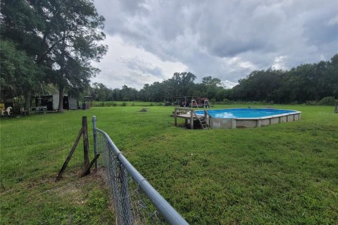 House in Auburndale, Florida 2 bedrooms, 151.15 sq.m. № 1911329 - photo 3