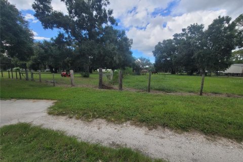 House in Auburndale, Florida 2 bedrooms, 151.15 sq.m. № 1911329 - photo 6