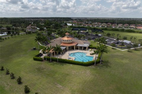 House in Alva, Florida 3 bedrooms, 156.45 sq.m. № 1767087 - photo 20