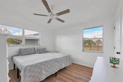 Casa en venta en Port Charlotte, Florida, 3 dormitorios, 101.45 m2 № 2099261 - foto 13