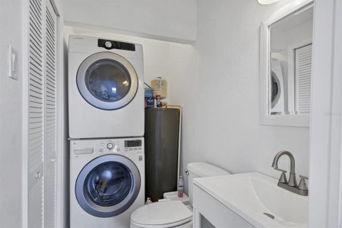 Casa en venta en Port Charlotte, Florida, 3 dormitorios, 101.45 m2 № 2099261 - foto 11