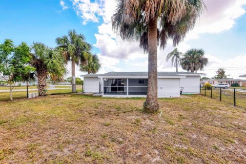 Casa en venta en Port Charlotte, Florida, 3 dormitorios, 101.45 m2 № 2099261 - foto 24