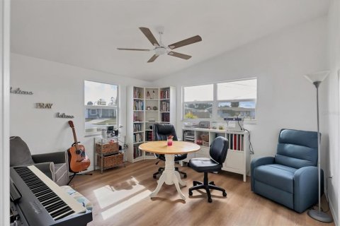 Casa en venta en Port Charlotte, Florida, 3 dormitorios, 101.45 m2 № 2099261 - foto 19