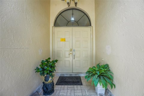 House in Lake Worth, Florida 3 bedrooms, 246.38 sq.m. № 1633684 - photo 5