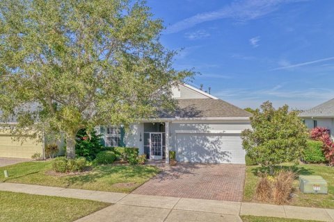 House in Clermont, Florida 3 bedrooms, 165.74 sq.m. № 1545752 - photo 2