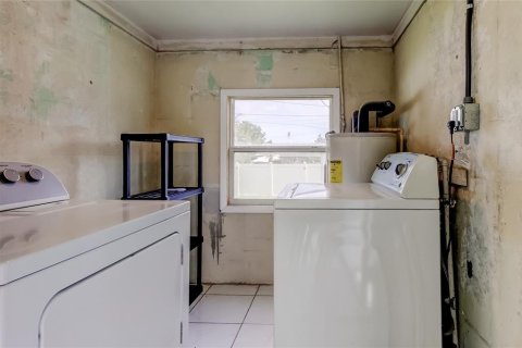House in Saint Petersburg, Florida 2 bedrooms, 97.73 sq.m. № 1821137 - photo 29