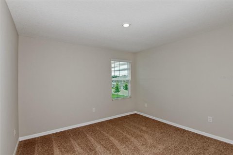 House in Haines City, Florida 6 bedrooms, 354.33 sq.m. № 1821314 - photo 25
