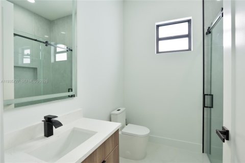 Купить виллу или дом в Кейп-Корал, Флорида 4 спальни, 160.91м2, № 1995829 - фото 23