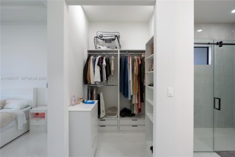 Купить виллу или дом в Кейп-Корал, Флорида 4 спальни, 160.91м2, № 1995829 - фото 13