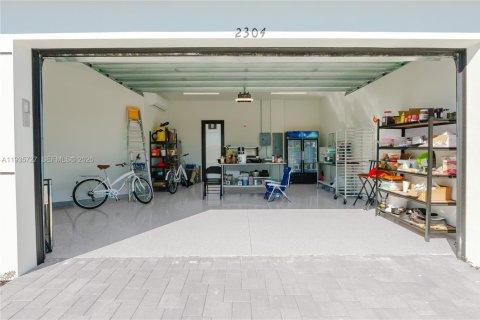 Купить виллу или дом в Кейп-Корал, Флорида 4 спальни, 160.91м2, № 1995829 - фото 29