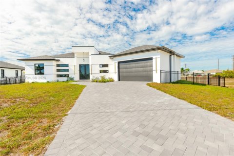 Купить виллу или дом в Кейп-Корал, Флорида 4 спальни, 160.91м2, № 1995829 - фото 2