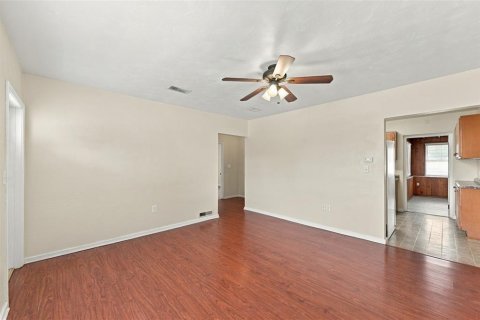 House in Palmetto, Florida 2 bedrooms, 96.15 sq.m. № 2391473 - photo 3