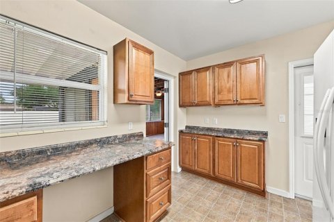 House in Palmetto, Florida 2 bedrooms, 96.15 sq.m. № 2391473 - photo 12