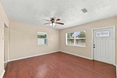 House in Palmetto, Florida 2 bedrooms, 96.15 sq.m. № 2391473 - photo 5