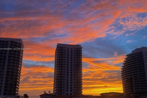 Снять в аренду кондоминиум в Форт-Лодердейл, Флорида 2 спальни, 117.61м2, № 1994401 - фото 16