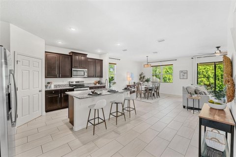 House in West Melbourne, Florida 5 bedrooms, 304.25 sq.m. № 1850207 - photo 11