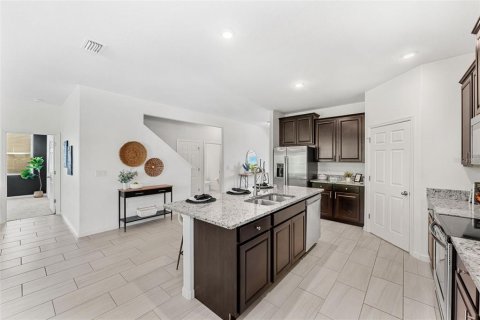 House in West Melbourne, Florida 5 bedrooms, 304.25 sq.m. № 1850207 - photo 16