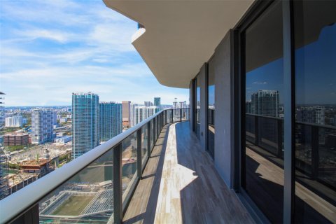 Condominio en venta en Miami, Florida, 3 dormitorios, 134.71 m2 № 2076863 - foto 24