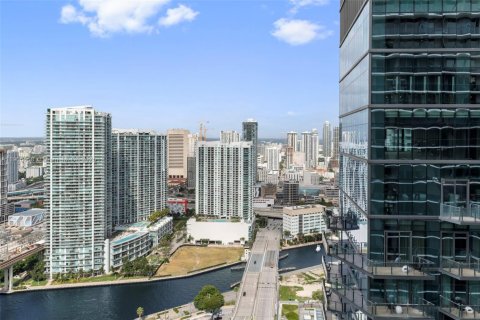 Condominio en venta en Miami, Florida, 3 dormitorios, 134.71 m2 № 2076863 - foto 15