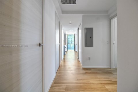 Condominio en venta en Miami, Florida, 3 dormitorios, 134.71 m2 № 2076863 - foto 21