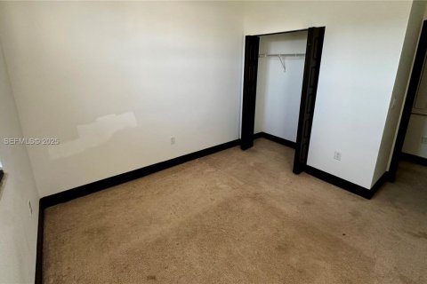 Adosado en venta en Miami Lakes, Florida, 3 dormitorios, 147.53 m2 № 1992988 - foto 29