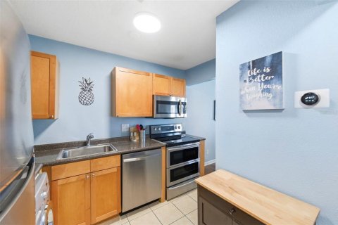 Copropriété à louer à Saint Petersburg, Floride: 1 chambre, 62.06 m2 № 2093348 - photo 11