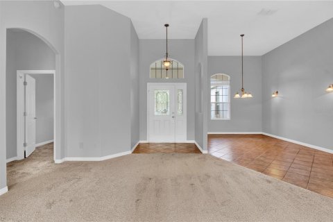 House in Leesburg, Florida 3 bedrooms, 209.87 sq.m. № 1430558 - photo 11