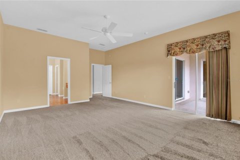 House in Leesburg, Florida 3 bedrooms, 209.87 sq.m. № 1430558 - photo 3