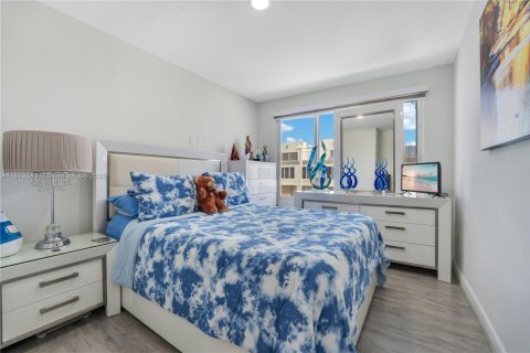 Touwnhouse à vendre à Homestead, Floride: 4 chambres, 133.22 m2 № 2186430 - photo 13