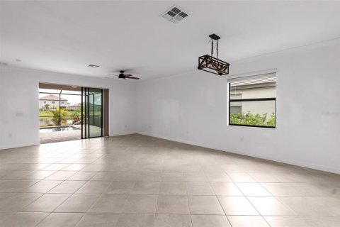 House in Bradenton, Florida 3 bedrooms, 170.94 sq.m. № 1834788 - photo 8