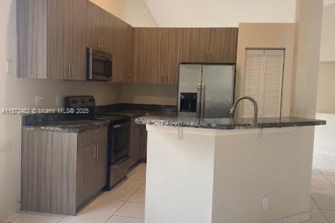 Купить виллу или дом в Уэстон, Флорида 3 спальни, 137.31м2, № 1939014 - фото 15
