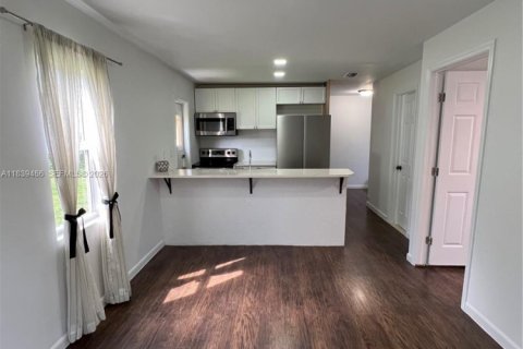 Купить виллу или дом в Холливуд, Флорида 2 спальни, 66.89м2, № 2025821 - фото 9