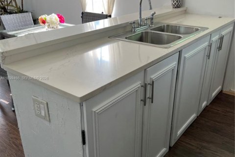 Купить виллу или дом в Холливуд, Флорида 2 спальни, 66.89м2, № 2025821 - фото 6