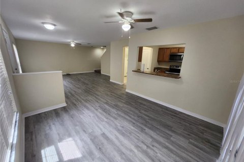Touwnhouse à louer à Riverview, Floride: 3 chambres, 130.81 m2 № 2097052 - photo 5