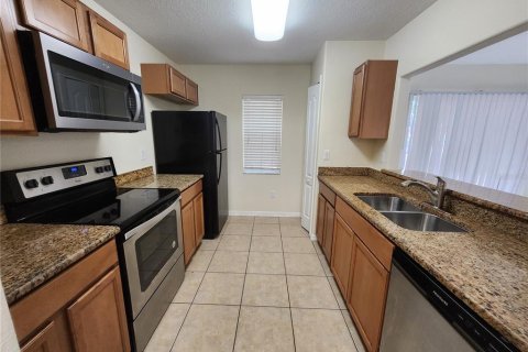 Touwnhouse à louer à Riverview, Floride: 3 chambres, 130.81 m2 № 2097052 - photo 6