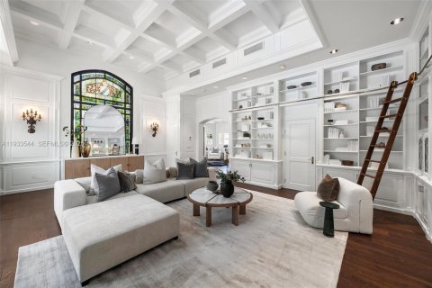 Villa ou maison à vendre à Miami Beach, Floride: 6 chambres, 569.68 m2 № 2038024 - photo 7