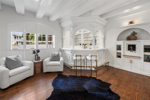 Villa ou maison à vendre à Miami Beach, Floride: 6 chambres, 569.68 m2 № 2038024 - photo 6