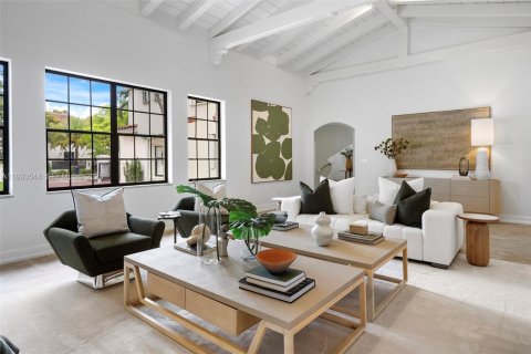 Villa ou maison à vendre à Miami Beach, Floride: 6 chambres, 569.68 m2 № 2038024 - photo 15