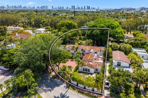 Villa ou maison à vendre à Miami Beach, Floride: 6 chambres, 569.68 m2 № 2038024 - photo 3