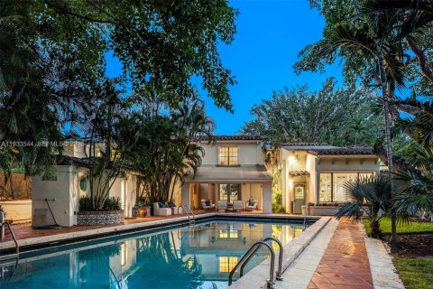 Villa ou maison à vendre à Miami Beach, Floride: 6 chambres, 569.68 m2 № 2038024 - photo 10
