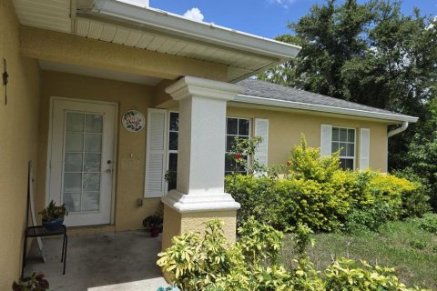 Casa en venta en Lehigh Acres, Florida, 3 dormitorios, 120.96 m2 № 2235732 - foto 6