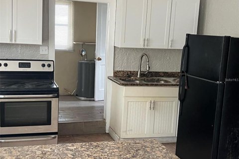 Appartement à louer à Orlando, Floride: 2 chambres, 69.68 m2 № 2103858 - photo 4