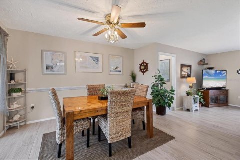 Casa en venta en Bradenton, Florida, 3 dormitorios, 177.72 m2 № 1651689 - foto 13