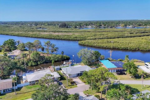 Casa en venta en Bradenton, Florida, 3 dormitorios, 177.72 m2 № 1651689 - foto 5