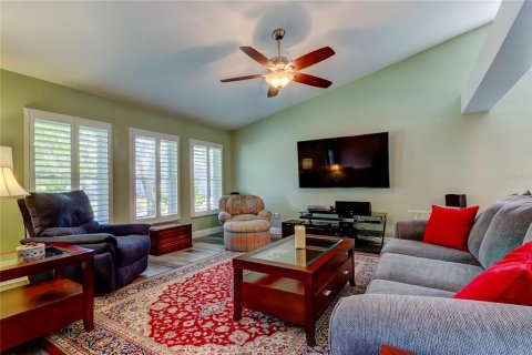 Villa ou maison à vendre à Tampa, Floride: 3 chambres, 189.43 m2 № 1821470 - photo 2