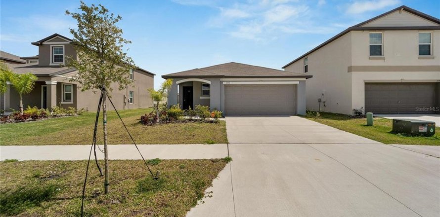 House in Wimauma, Florida 3 bedrooms, 137.87 sq.m. № 1783451